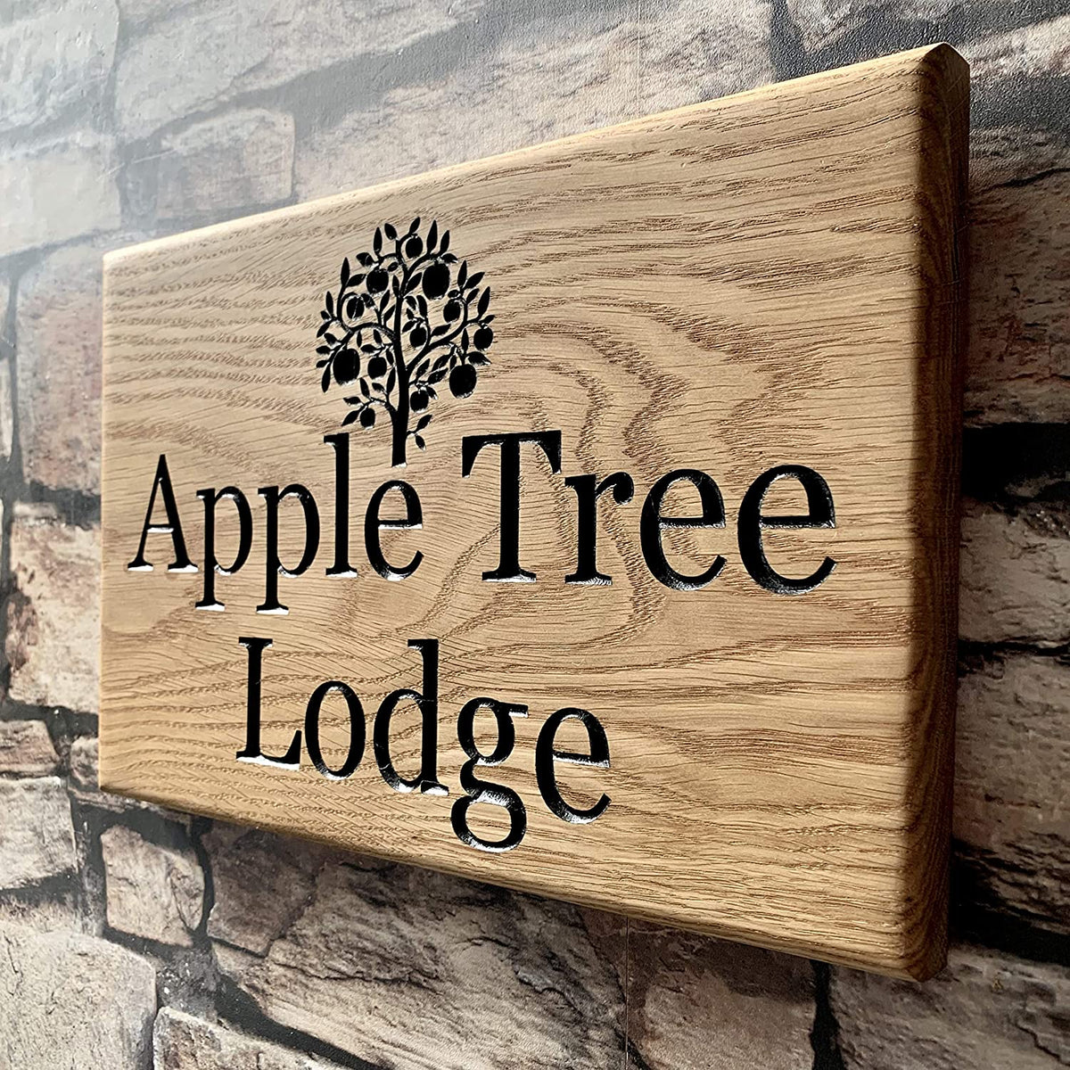 Oak House Sign with Image – PeakHeritage